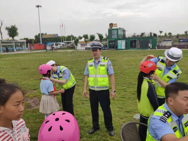 “美丽乡村行”守护乡村儿童交通安全亲子活动举办