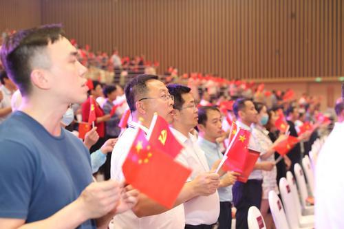 爭當(dāng)時(shí)代弄潮兒 創(chuàng)新奮進(jìn)再出發(fā)——西安高新區(qū)慶祝建黨100周年文藝晚會舉行