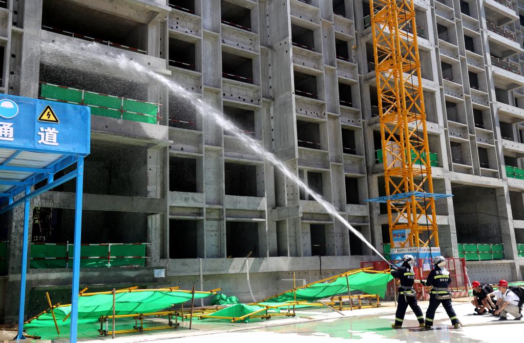 西安公共衛(wèi)生中心開(kāi)展安全生產(chǎn)應(yīng)急演練