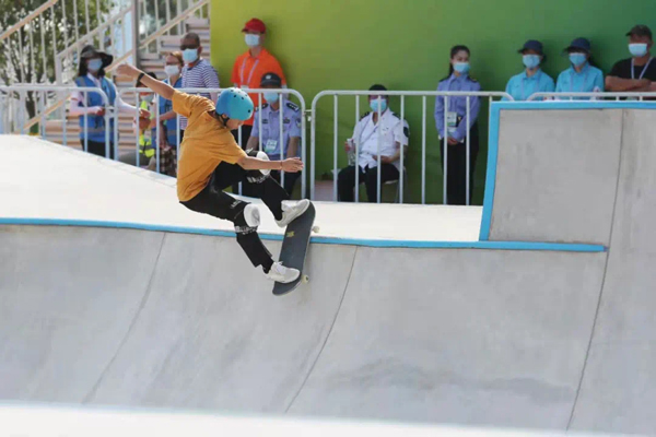 “攀巖”首秀石川河畔 滑板少年躍動航空城 西安市閻良區(qū)以全新姿態(tài)喜迎十四運會