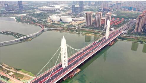 “世界第一寬”空間雙索面自錨式懸索橋通車