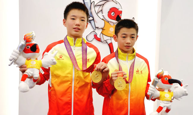 榆林双胞胎兄弟勇夺陕西十四运首金