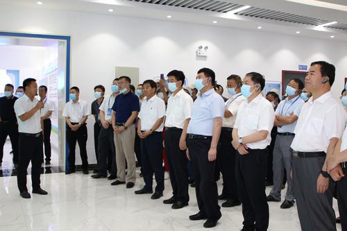 全國(guó)脫貧人口穩(wěn)崗就業(yè)工作現(xiàn)場(chǎng)會(huì)在寶雞召開(kāi)