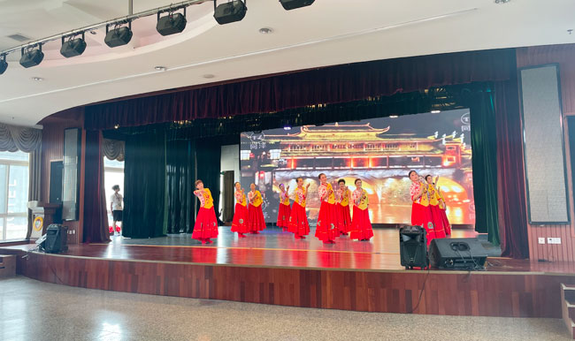 文藝匯演暖人心