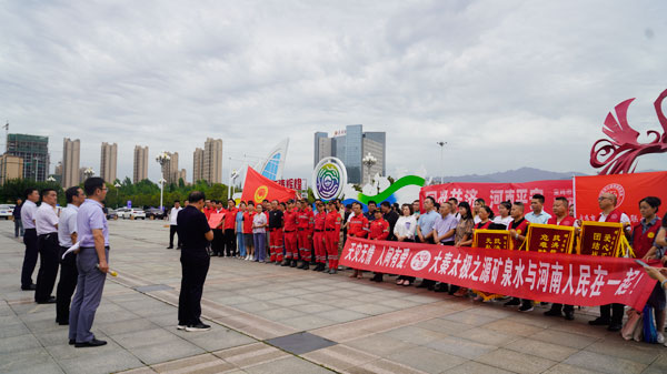 患難“豫”共，卡車已出發(fā)！寶雞社會組織再向河南捐款捐物