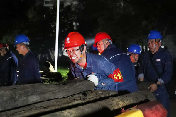 急！急！鄭州帝湖花園搶修物資終于到了