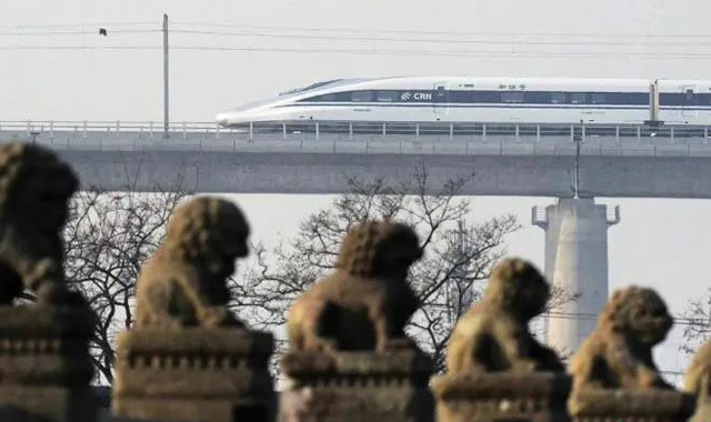 历史不容无知！76年了，我们永远铭记！