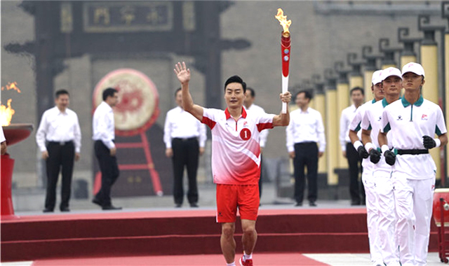 十四运会和残特奥会火炬传递活动开始 秦凯担任第一棒火炬手！