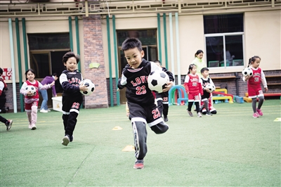 設(shè)計(jì)興趣課程 實(shí)行課后服務(wù)輪班制 西安各校謀劃"課后服務(wù)"