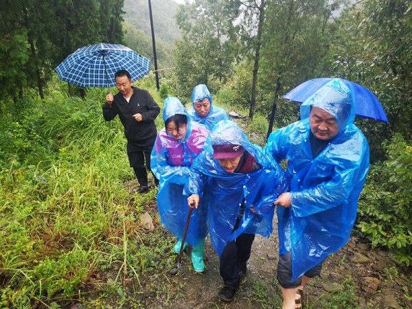 汉滨：党群同心 干群合力 筑牢防汛铜墙铁壁