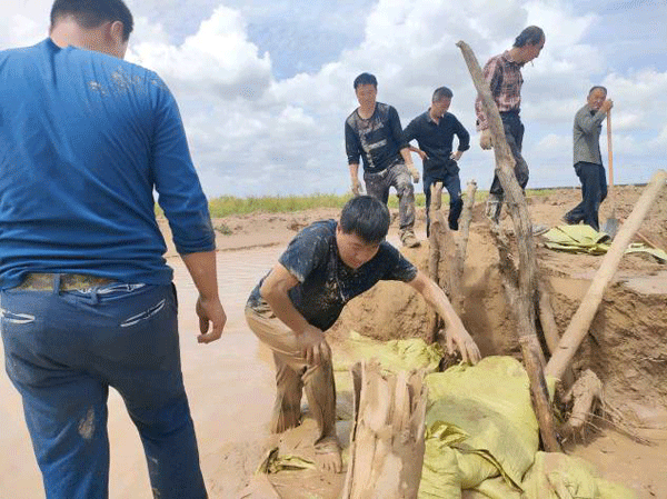 定邊縣全力以赴做好防汛抗洪 保障人民生命財產(chǎn)安全