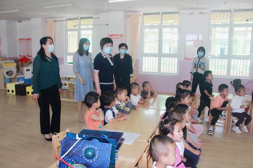 情系筑夢者 慰問暖師心丨榆林市婦聯(lián)開展教師節(jié)慰問活動