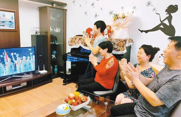 砥礪奮進(jìn)新時(shí)代 潮頭逐夢(mèng)看西安 西安市各界群眾熱議十四運(yùn)會(huì)開幕式盛況