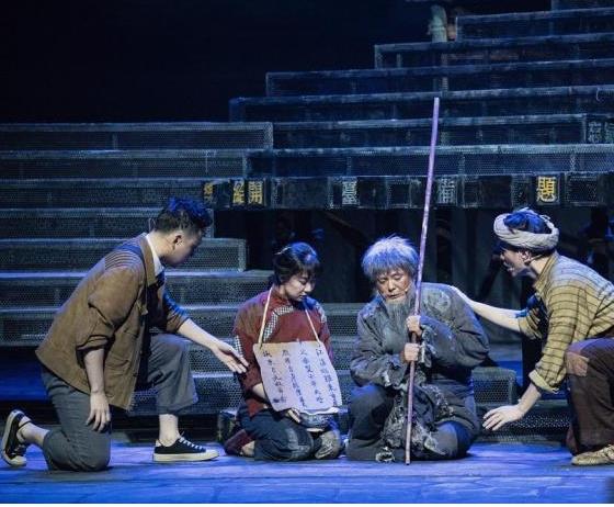 中國兒藝復排經典劇目《報童》致敬歷史傳承藝術