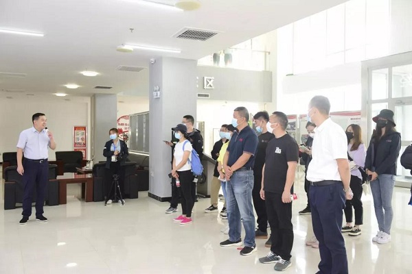 总有一种精神 指引新疆生产建设兵团砥砺前行