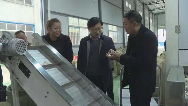 岚皋政协调研魔芋食品加工企业发展情况