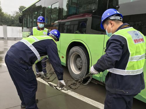西安公交集团厉兵秣马备战冬运