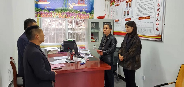汉阴县政协主席史正林到蒲溪镇督导当前重点工作