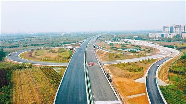 西安外环高速高新段预计年底前达到通车条件