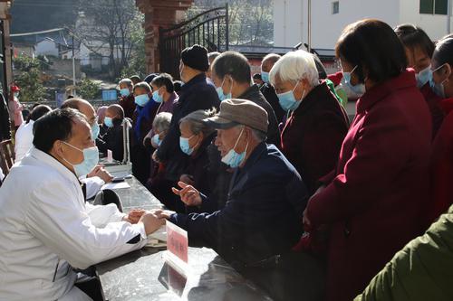 驻村帮扶系百姓 健康义诊暖民心