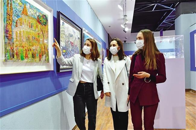 丝绸之路国际艺术作品展在省图开幕