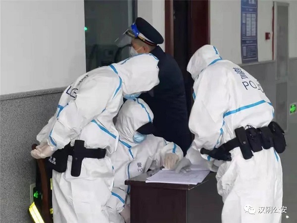 疫情防控阻擊戰(zhàn) 漢陰公安在行動