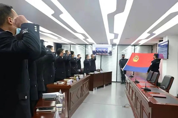 【防控一線寫初心】安康市旬陽公安落實惠警舉措激發(fā)戰(zhàn)時民警疫情防控戰(zhàn)斗力