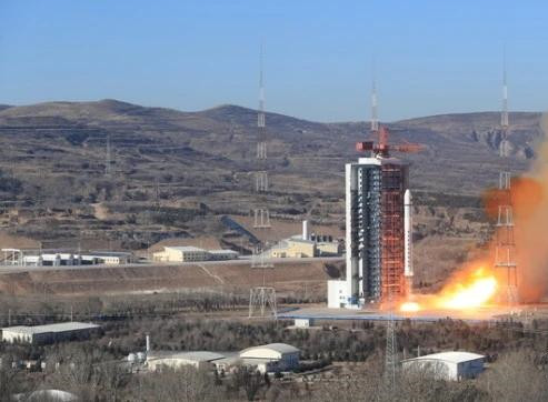 试验十三号卫星成功发射 战“疫” 发射两不误 西安航天人收获新年“开门红”