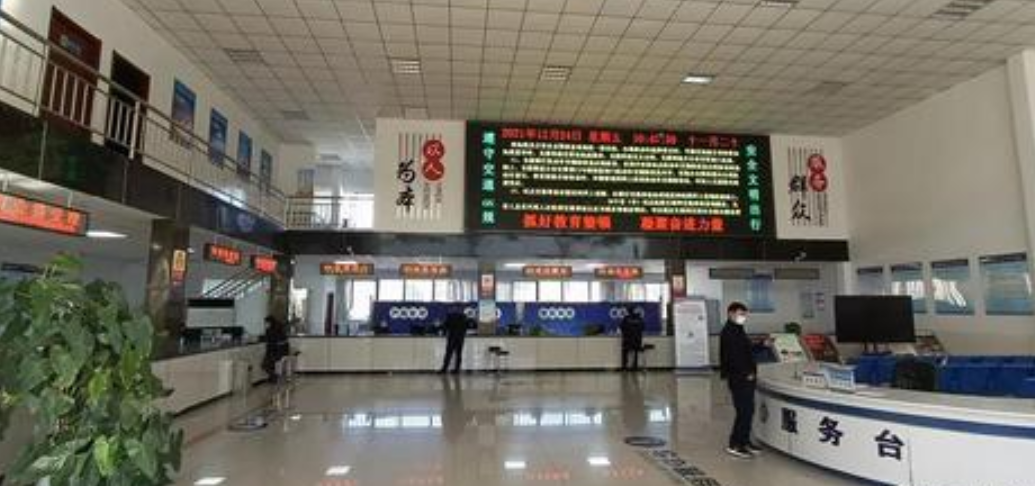 府谷縣車管所：“智慧服務(wù)”提效率 便民服務(wù)“不打烊”