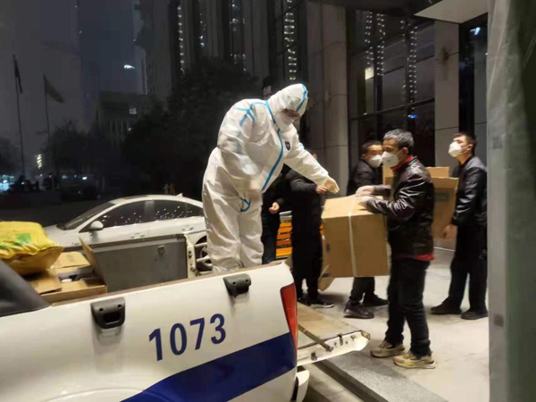 抗“疫”不松劲 物资不断档