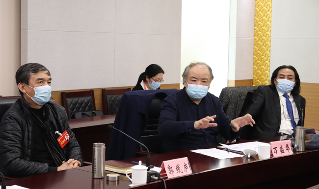 同心凝共识 携手向未来——省政协委员热议常委会工作报告