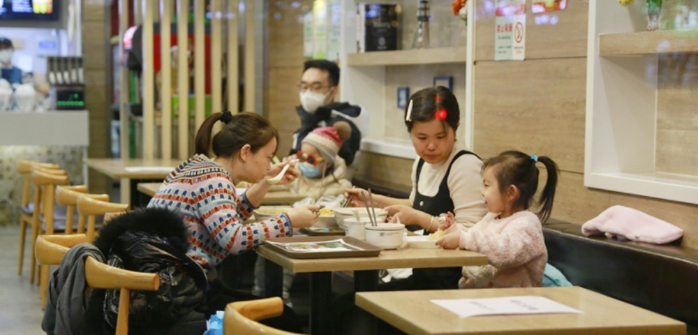 （新春走基层）按下“重启键” 西安复工复产在行动