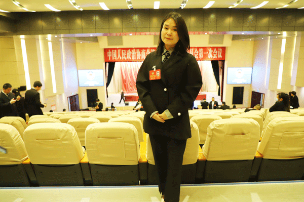 孙娟娟委员：大力推进社会化养老服务体系建设
