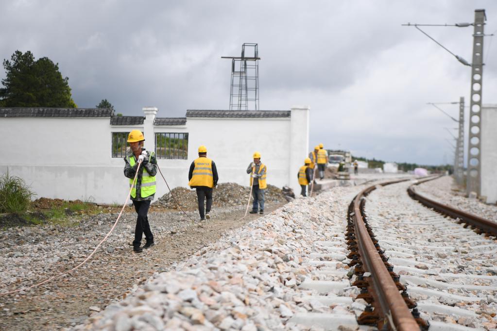 奮進(jìn)新征程 建功新時代·老區(qū)新貌｜巍巍羅霄展新顏——湘贛邊區(qū)域合作發(fā)展觀察