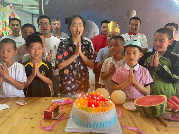 榆林市福彩中心開展“慶六一 迎端午 童心共圓中國夢”慰問程家溝希望小學(xué)活動(dòng)