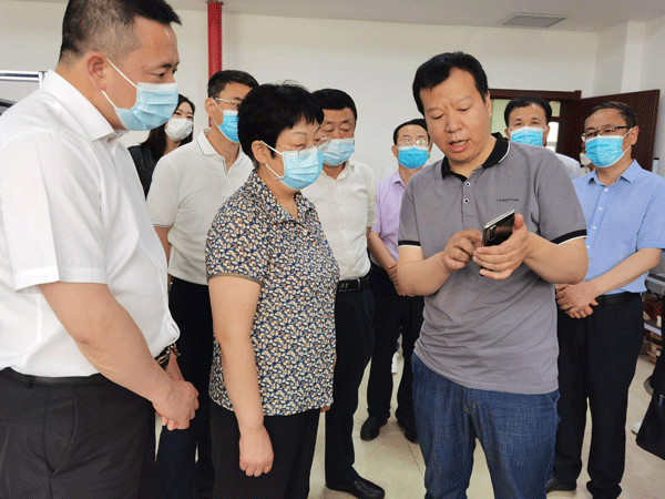 宝鸡市政协调研全市机器人及关键零部件产业发展情况