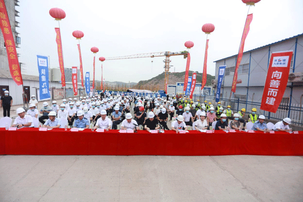 以演促練強本領(lǐng) 以練促戰(zhàn)筑防線?——陜建九建集團承辦2022年府谷縣建筑工地高處墜落事故應(yīng)急救援實戰(zhàn)演練