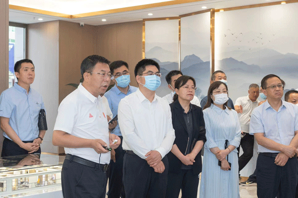 榆林市政协主席曾德超视察“中心城区棚户区改造社区规划建设情况”