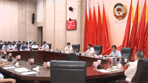 聚智建言 推动新能源汽车产业做实成势——省政协“促进新能源汽车产业健康发展”月度协商座谈会发言摘编