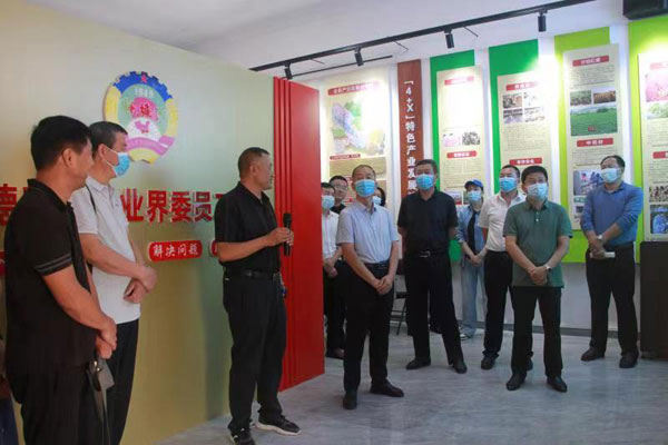 绥德县政协召开委员工作室工作推进座谈会