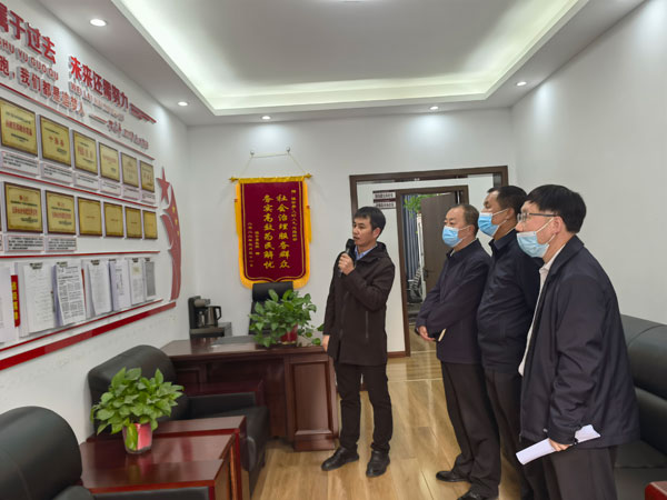 杨清平调研指导委员工作室建设