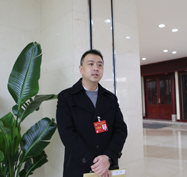 任远委员：重视人才培养 强化企业科技创新主体地位