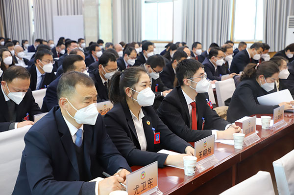 发出“好声音”  凝聚“金点子”——洛南县政协十届二次会议委员发言大会侧记