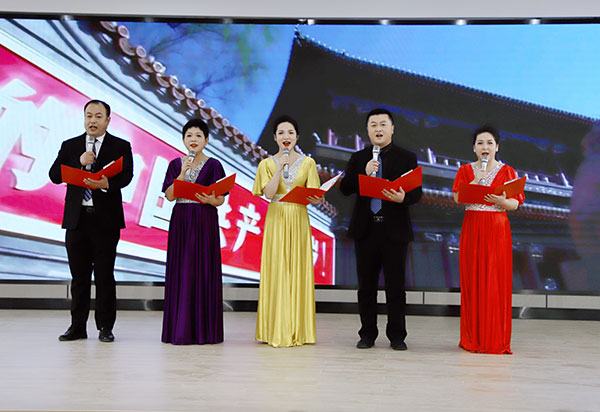 悠悠书香润初心 同心奋进新征程 “庆三八”经典诵读活动举行