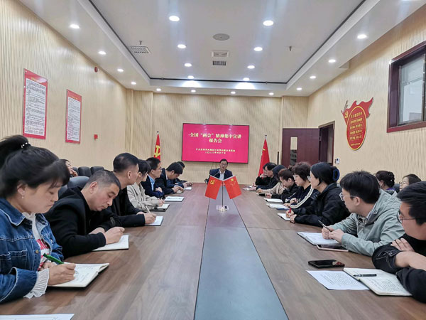 凤翔区政协委员变身宣讲员 把全国两会“好声音”传递到基层