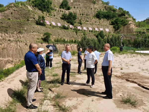 清涧县政协专题调研清涧河污染治理工作