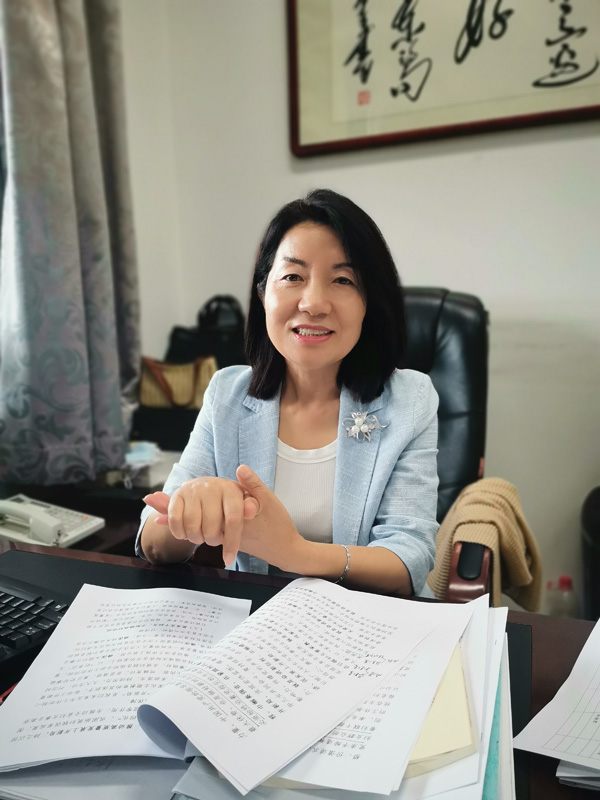 党洁：为我省妇女儿童事业贡献力量