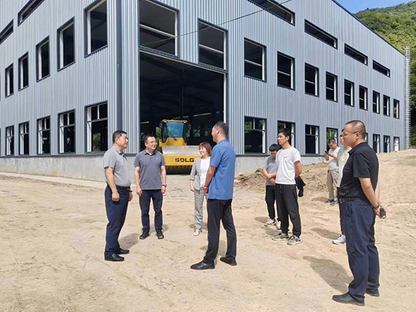 凤县政协对重点项目建设推进情况开展专项视察