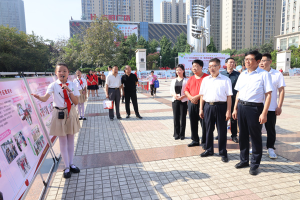 “中華慈善日”和”陜西慈善周”主題宣傳活動(dòng)在渭南市舉行