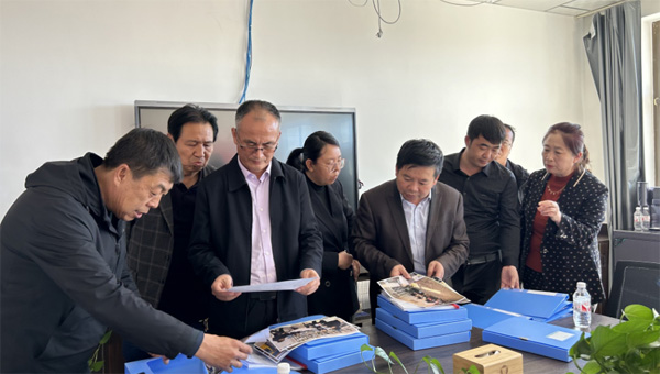 榆林市政协调研定边县政协委员工作室建设运行管理工作